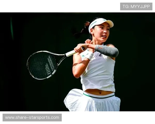 网球赛场风云再起顶尖选手激烈角逐大满贯荣誉